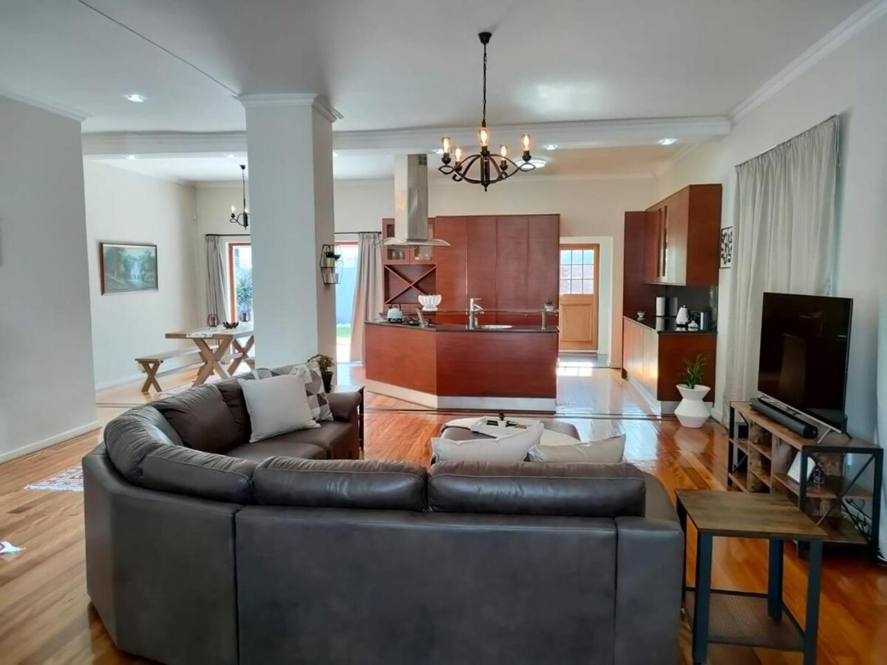 Luxury Living On Westview Villa Port Elizabeth Buitenkant foto